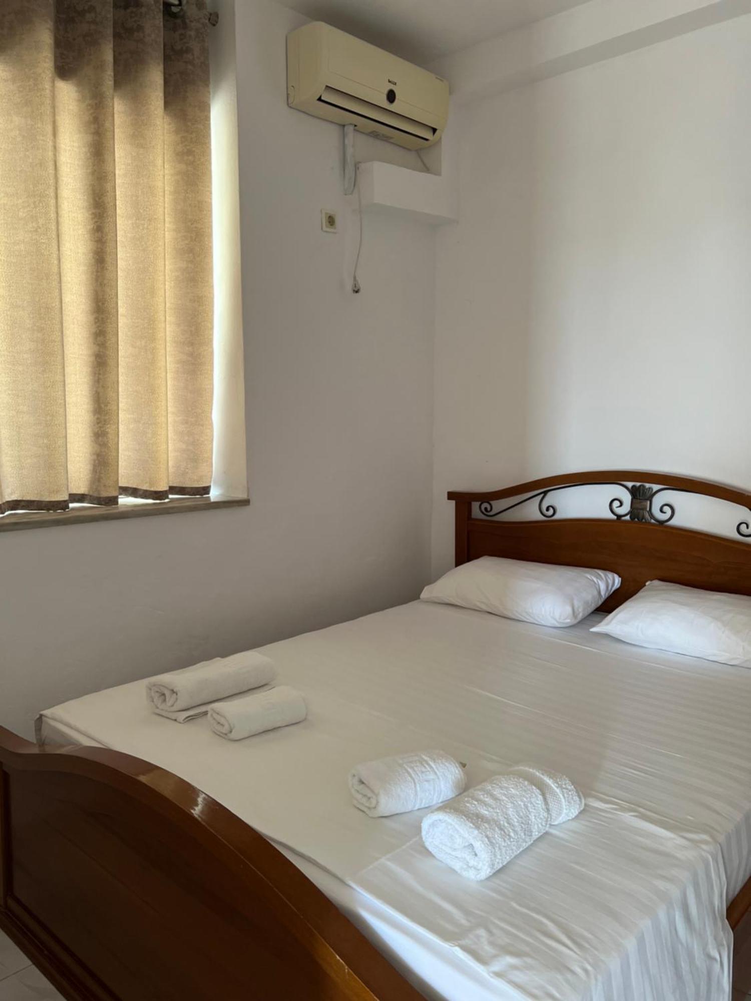 Villa Mirjan Sarandë Eksteriør billede