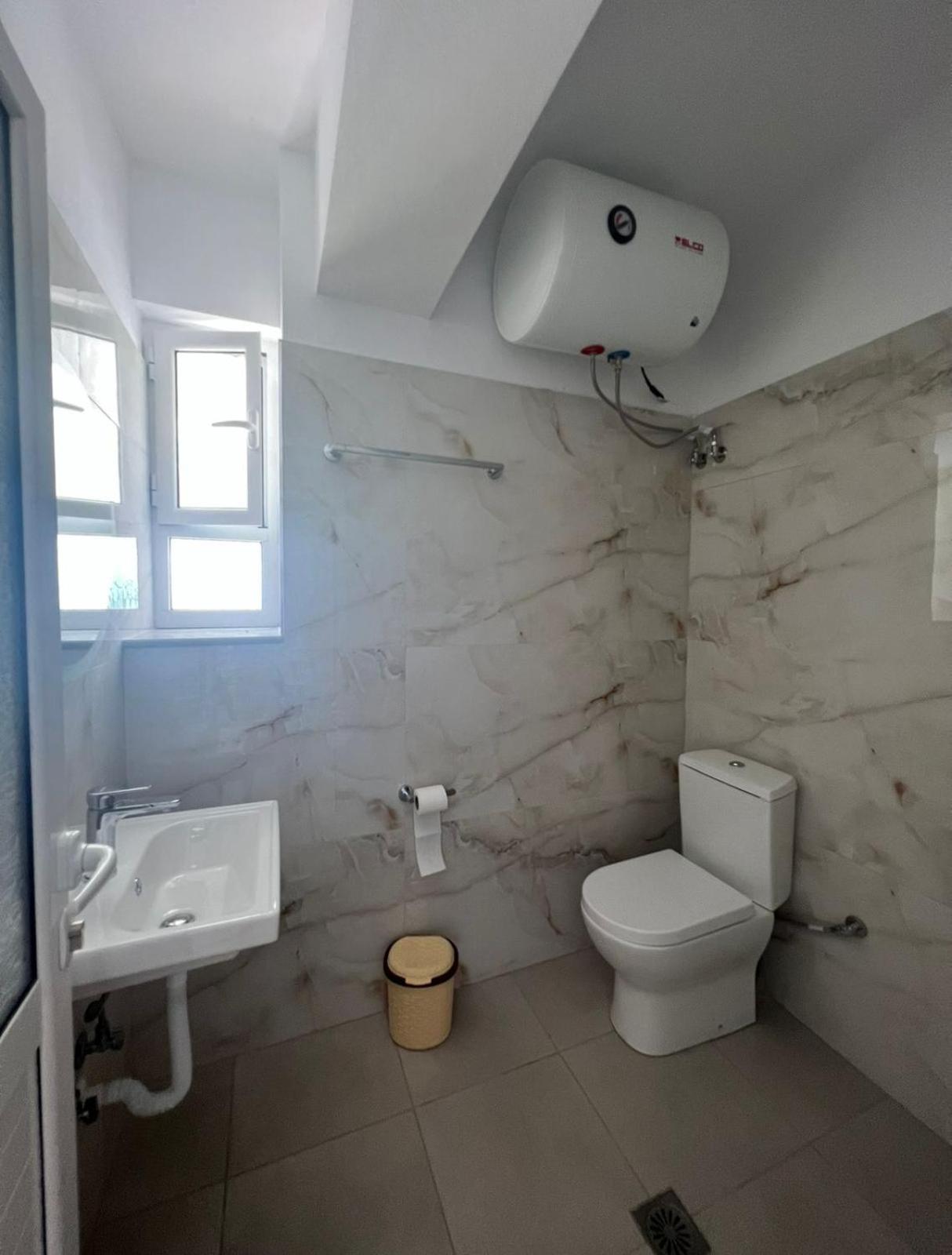 Villa Mirjan Sarandë Eksteriør billede