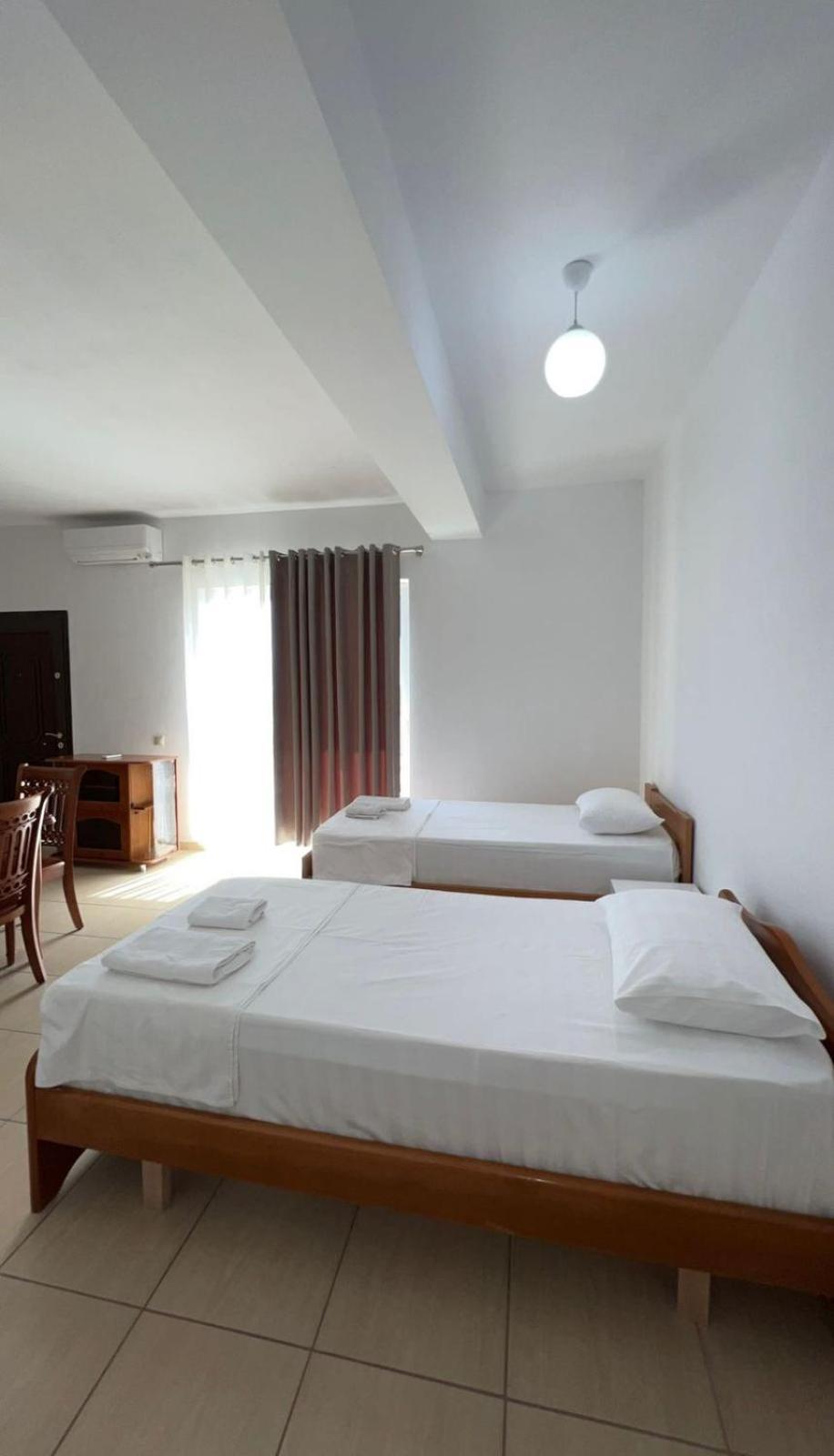 Villa Mirjan Sarandë Eksteriør billede
