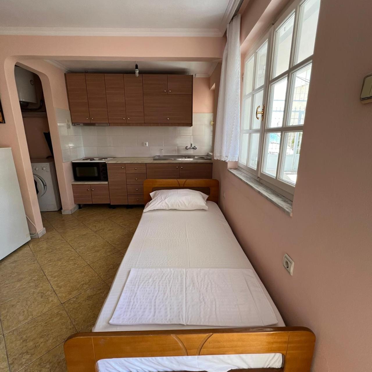 Villa Mirjan Sarandë Eksteriør billede