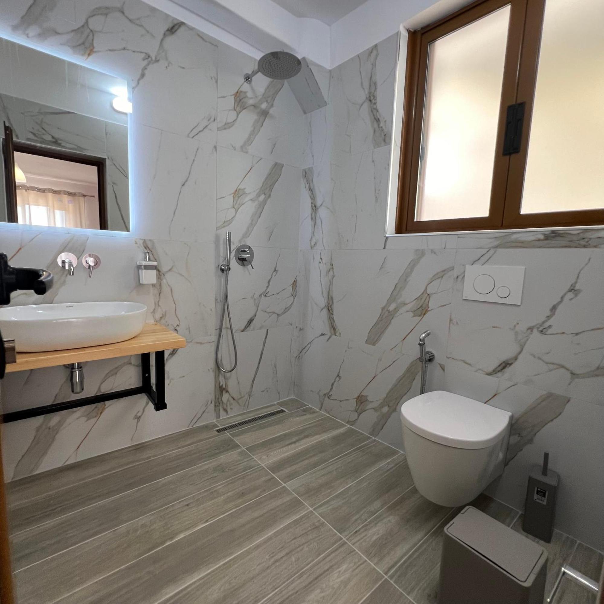 Villa Mirjan Sarandë Eksteriør billede